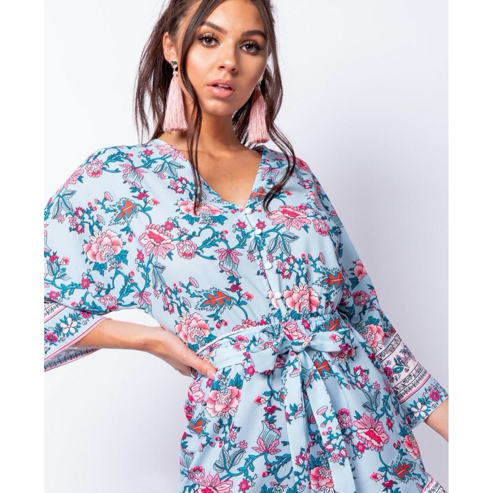 Floral Romper with Flared Sleeves - Picture 5 of 10